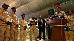السودان.. قرب الإعلان عن تشكيل مجلس سيادة يدير البلاد