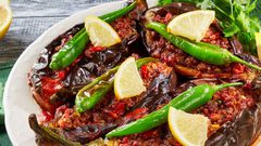 باذنجان محشو باللحم بالفرن من المطبخ التركي