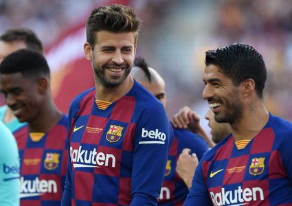 سواريز يقود برشلونة لفوز قاتل على أرسنال