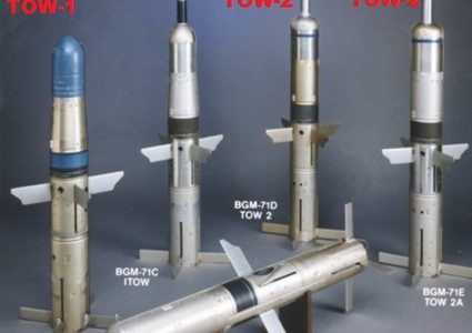 إيران تزيج الستار عن قنابل متطورة محلية الصنع