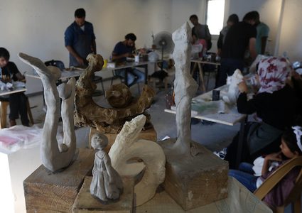 في قطاع غزة...نماذج شابة تصدر الإبداع من خلال الفن التشكيلي