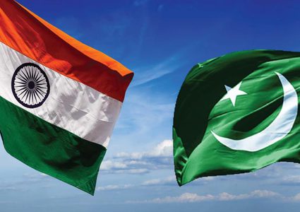 باكستان تهدد الهند .. والسبب إقليم كشمير المتنازع عليه