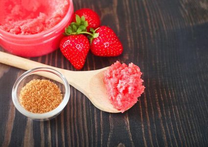 بشرة ناصعة وحُمرة طبيعية بهذه المكونات