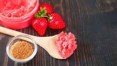 بشرة ناصعة وحُمرة طبيعية بهذه المكونات