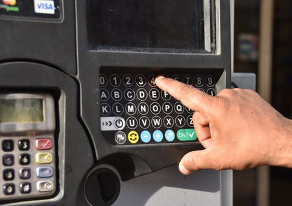 جريمة والسبب موقف سيارات!