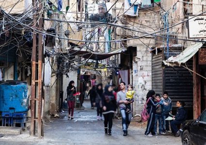 إستمرار المظاهرات الفلسطينية بلبنان ضد قرارات وزير العمل اللبناني