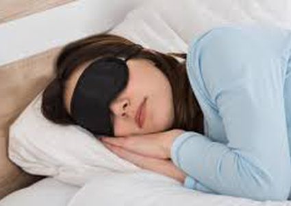 دراسة تكشف "من ينام أكثر" الرجال أم النساء