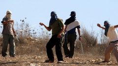 مستوطنون يستهدفون صالة أفراح جنوب نابلس