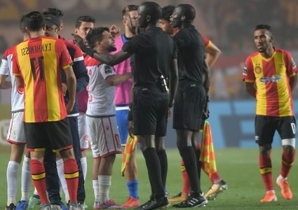 عقوبات مالية على فريقي الوداد الترجي لهذه الأسباب