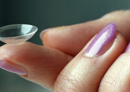 عدسات لاصقة يمكنها تسجيل وعرض الصور والفيديوهات.. تعرف عليها