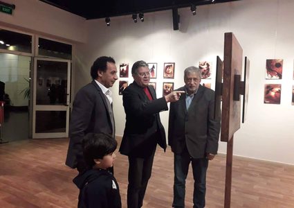 وزير الثقافة يفتتح معرض الفن التشكيلي للفنانة حلا الدباس