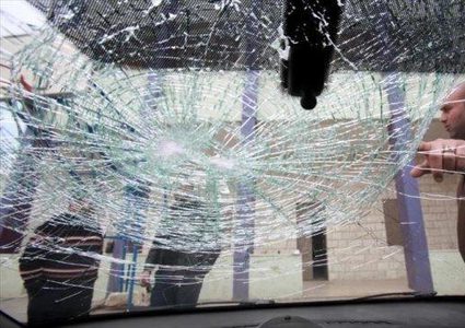 مستوطنون يهاجمون منازل وسيارات المواطنين في بيت لحم