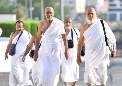 موكب الحجيج يصعد اليوم إلى منى