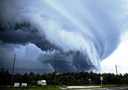 الصين ترفع حالة التأهب ترقبا لإعصار مدمر