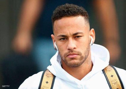 مفاوضات متجددة تبعد نيمار عن المباراة الافتتاحية في الدوري
