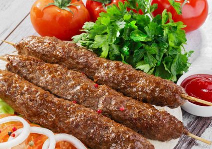 كباب اللحم والخضار