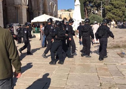 إصابات عقب اعتداء الاحتلال على المصلين بالمسجد الأقصى