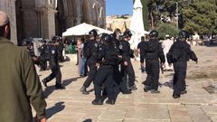 إصابات عقب اعتداء الاحتلال على المصلين بالمسجد الأقصى