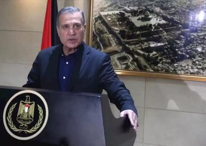 أبو ردينة: تصعيد الاحتلال بالقدس سيحول الصراع السياسي إلى ديني