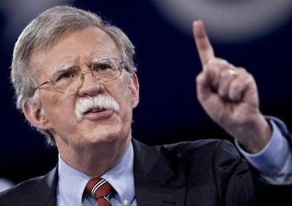 بولتون في لندن لحث بريطانيا على تشديد موقفها تجاه إيران وهواوي