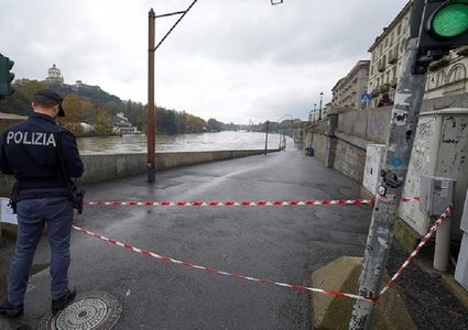 إيطاليا : بسبب خلاف قتله طعناً بسكين