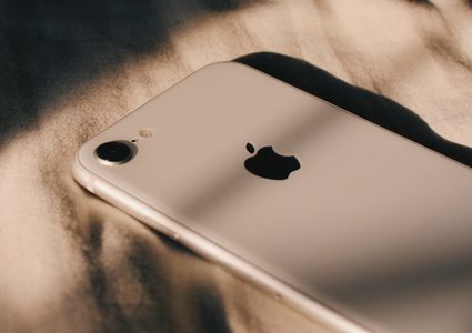 قريباً...الاستبدال العشوائي لبطاريات هواتف آبل لن يكون متاحاً