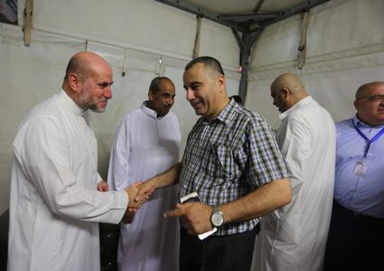 الهباش يزور مدينة الخيام في منى ويطمئن على أوضاع الحجاج