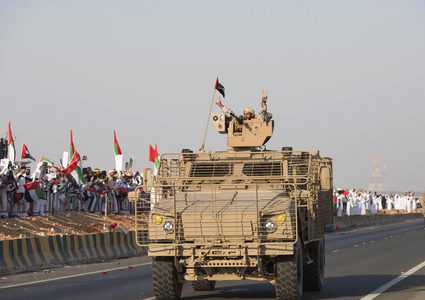 الإمارات تبدأ مشاورات مع السعودية بشأن أزمة عدن