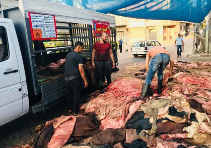 جلود الأضاحي "استثمار" ومهنة موسمية في غزة