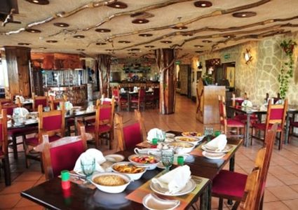 دبي.. افتتاح أكبر مطعم نباتي في العالم