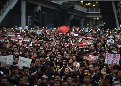 الصين.. احتجاجات ضد قانون يهدد ديمقراطية الشعب