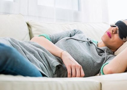 دراسة: النوم لمدة طويلة في النهار دليل على الإصابة بالزهايمر