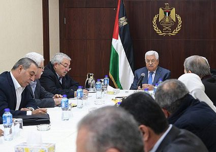 تنفيذية (م.ت.ف) تجتمع غدا وتعليمات بمخاطبة كافة الدول