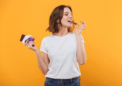 الشوكلاتة تخلصك من الصداع