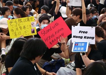 ترامب: بإمكان الرئيس الصيني حل أزمة هونغ كونغ بطريقة انسانية