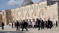 الأوقاف تدين ممارسات الاحتلال في المسجد الأقصى