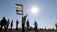 المواطنون في غزة يستعدون لجمعة" الشباب الفلسطيني"
