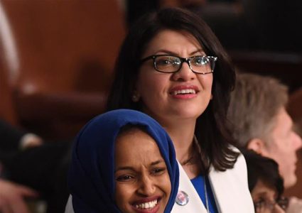 طليب تعلن الغاء زيارتها لفلسطين وترفض معاملتها كمجرمة