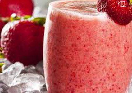 التوت الأحمر بالشوكلاتة .. كيف يمكن تحويله لسموثي؟