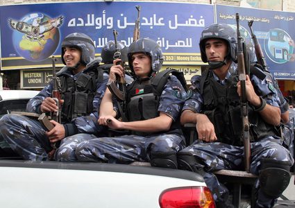 الشرطة: سنمنع أي نشاط لتجمع "قوس" للمثليين في نابلس