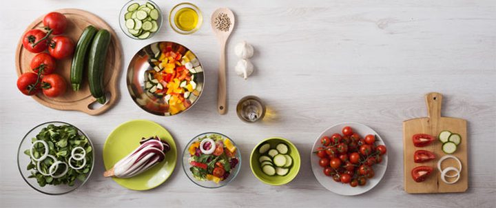 عادات خاطئة تؤدي إلى تعفن الطعام