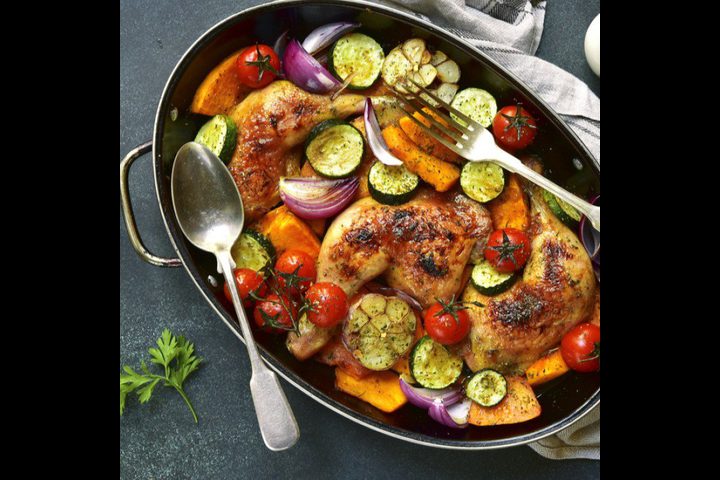 الدجاج المحمر مع الخضار
