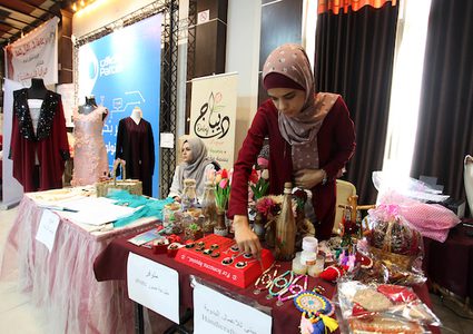 معرض "المرايا الفلسطينية" للحرف اليدوية التقليدية في غزة