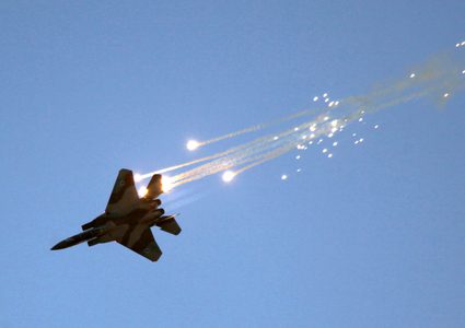 بينيت: سنستيقظ على هجوم استراتيجي من غزة في القريب