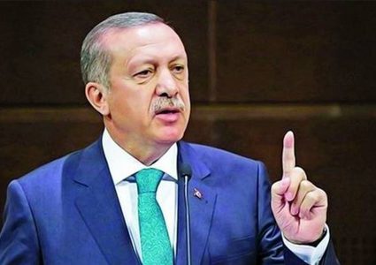 تركيا تقيل رؤساء ثلاث بلديات متهمين بارتكاب جرائهم مختلفة