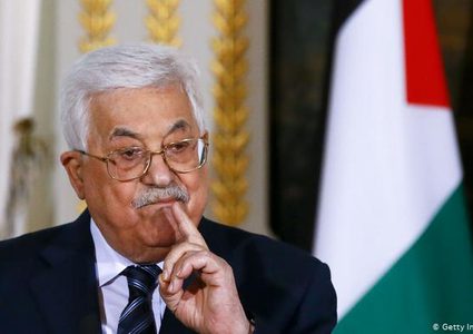 الرئيس يصدر قرارا بإنهاء خدمات كافة مستشاريه