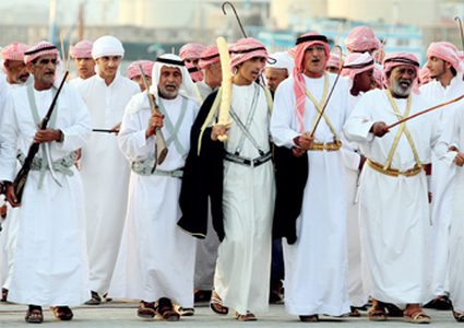 الإماراتيون يودّعون الفقر