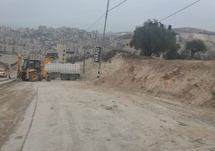 الأزمة المالية تهدد مشروع توسعة مدخل نابلس الغربي