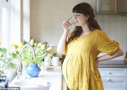 شرب الأم مياه معالجة بالفلورايد يقلل من ذكاء الطفل