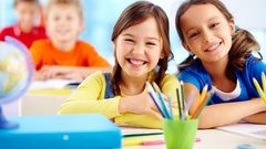 طرق تجعل طفلك يحب المدرسة